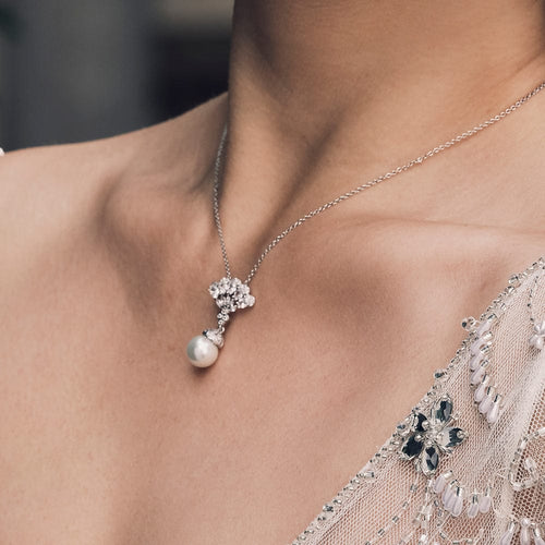 Cubic Zirconia vintage bridal necklace: Crystal pendant necklace