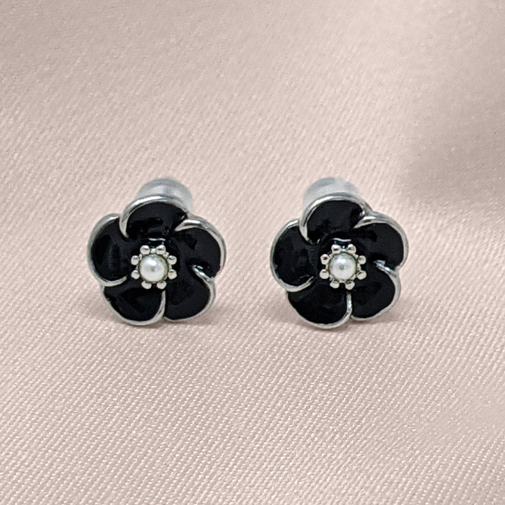 Black Stud Earrings: 1950s Style Black Rose & Pearl Studs