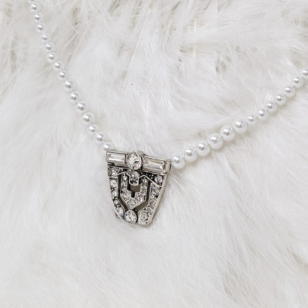 Art Deco Vintage Pearl Necklace: Deco Diamante pendant